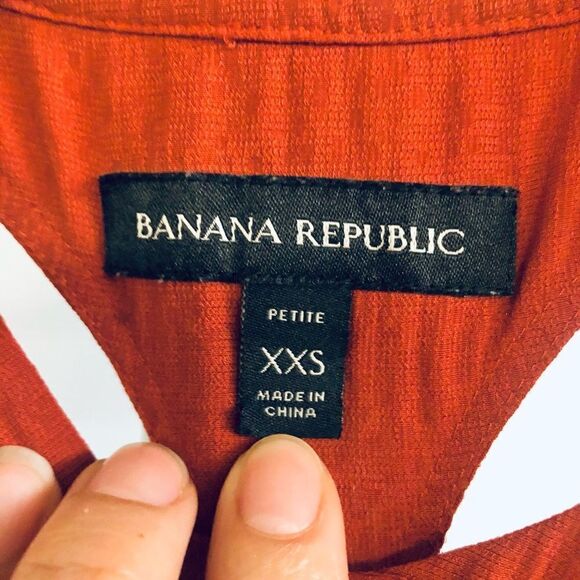 Banana REPUBLIC Burnt Orange Button Down Racerback Sleeveless Top /Sz Petite XXS - Picture 3 of 3
